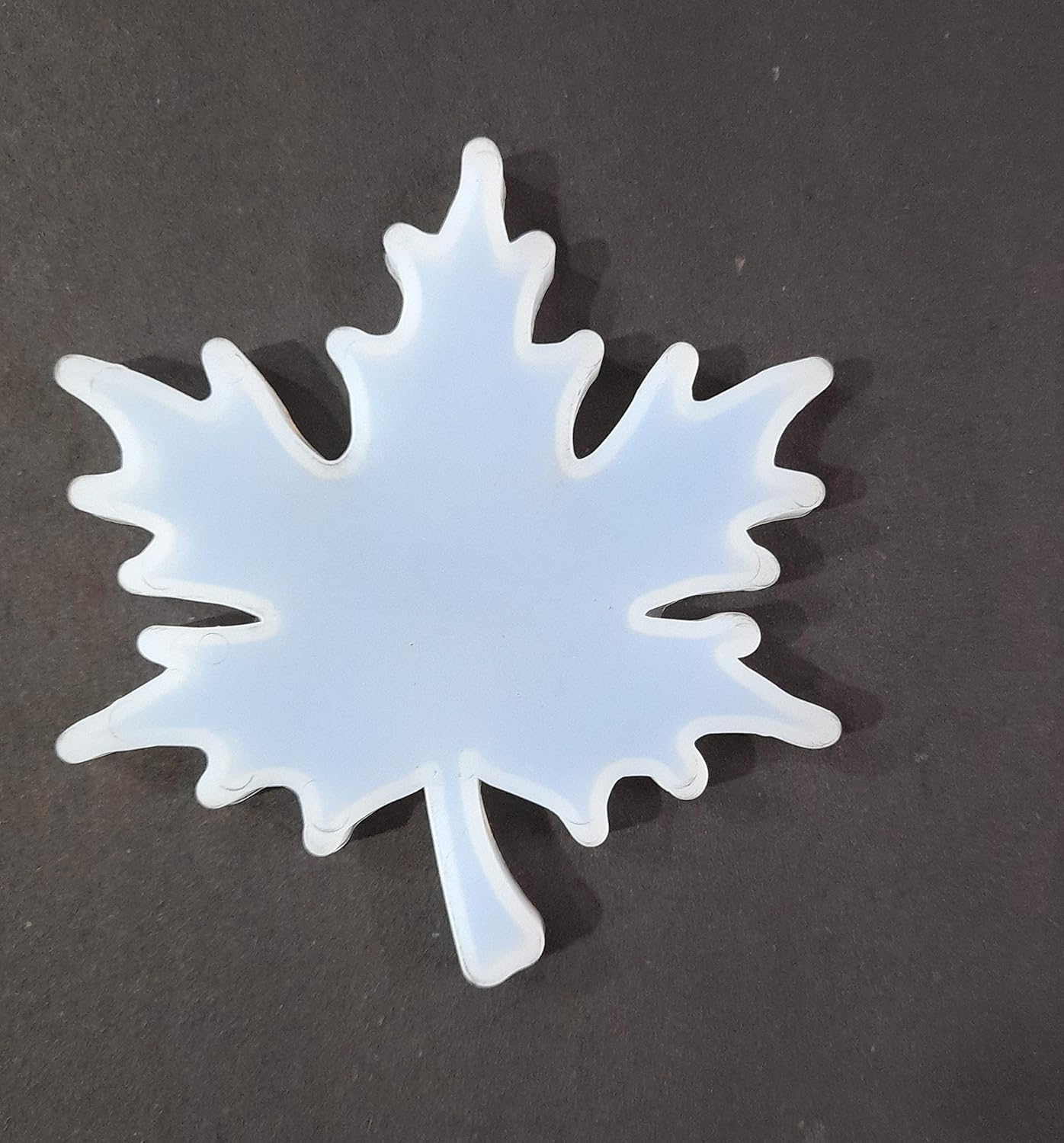 maple-leafresin-mould